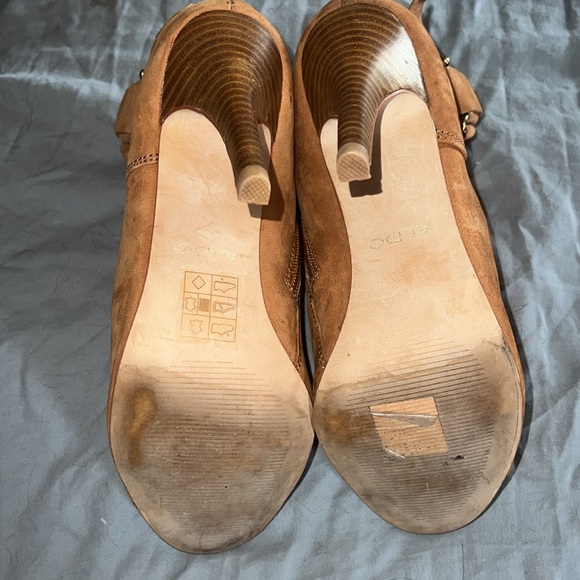 Aldo Suede Camel Peep-Toe Bootie, Size 7.5 - Picture 9 of 15